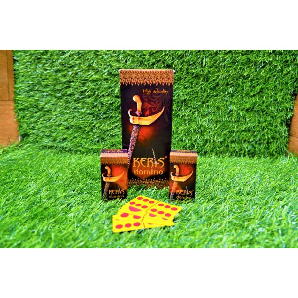 DOMINO KERIS