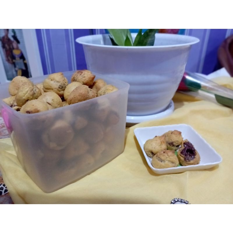 

SOES KERING ANEKA RASA/ COKLAT/BLUEBERRY/VANILA