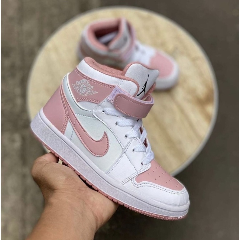 Sepatu nike air jordan 1 kids / sepatu anak anak sepatu baby sepatu gaya