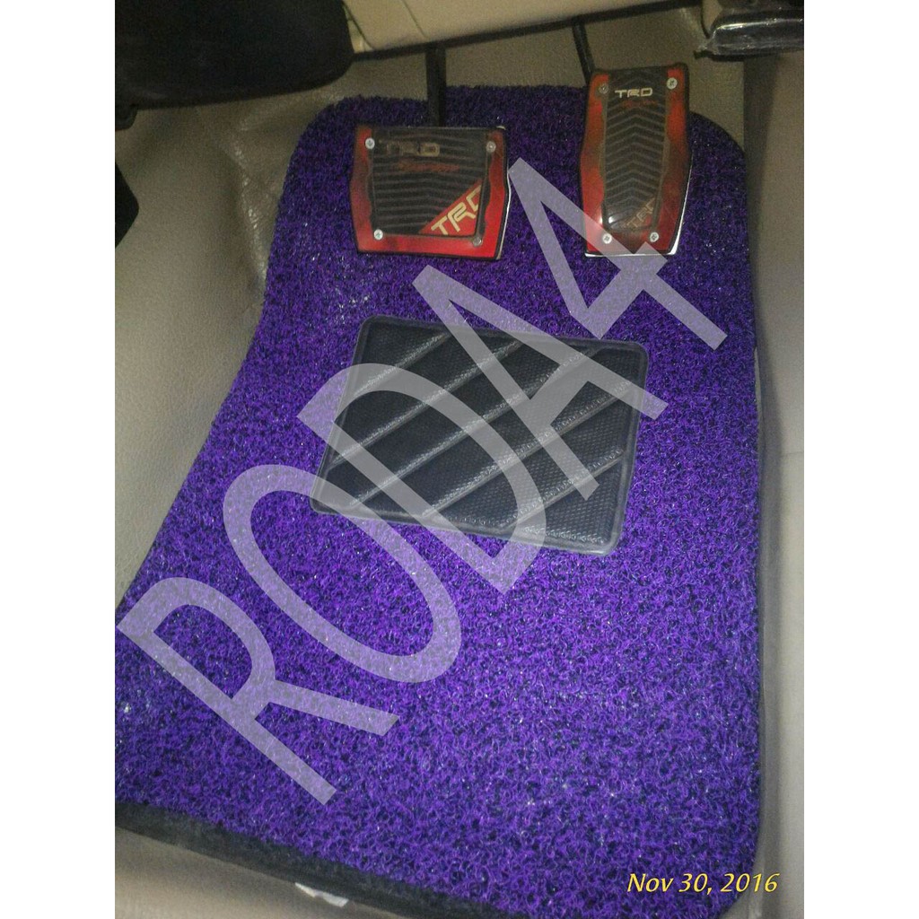 Karpet Mobil / Car Carpet / Floor Mats Universal Model Mie Keriting Outlander