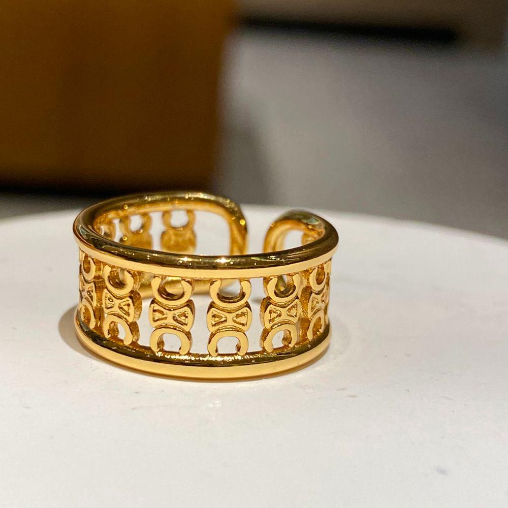 Needway Wanita Triumphal Arch Ring French Vintage Berongga Keluar Persegi Retro Temperamen Open Knuckle Ring