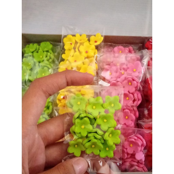

Gum paste bentuk bunga