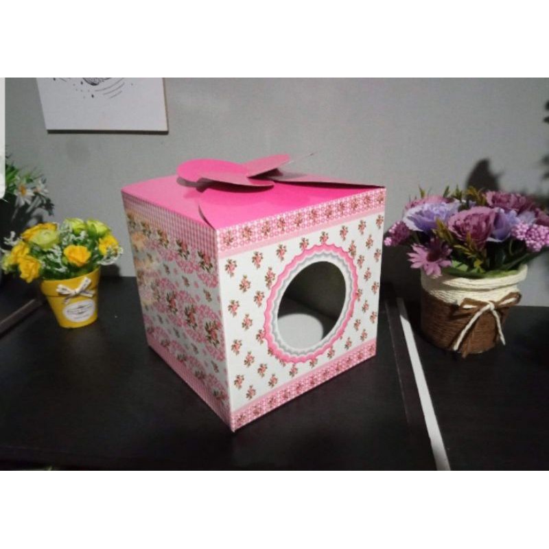 

Box Lebaran buat 2 toples 500gr