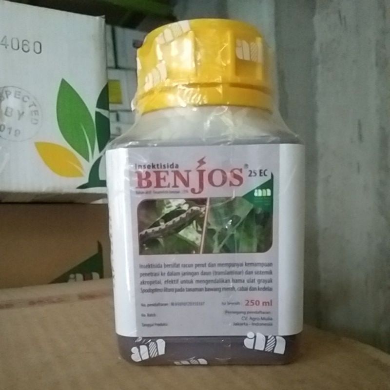 Insektisida Emmamectin Benzoat 25 EC Ben jos ( kembang kempel,oteng-oteng dan ulat ) 250ml