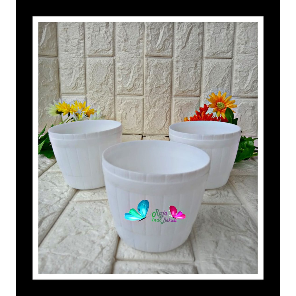 Pot Gentong Lovenia 12 Putih Pot Gentong 12 (10CM) Putih Pot Bunga Plastik 12 Bibit Bunga Putih