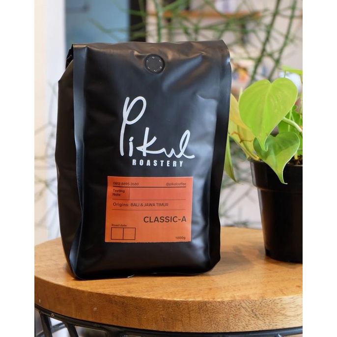 

CLASSIC A BIJI KOPI ARABIKA ROBUSTA SPECIAL ESPRESSO - 1 KG