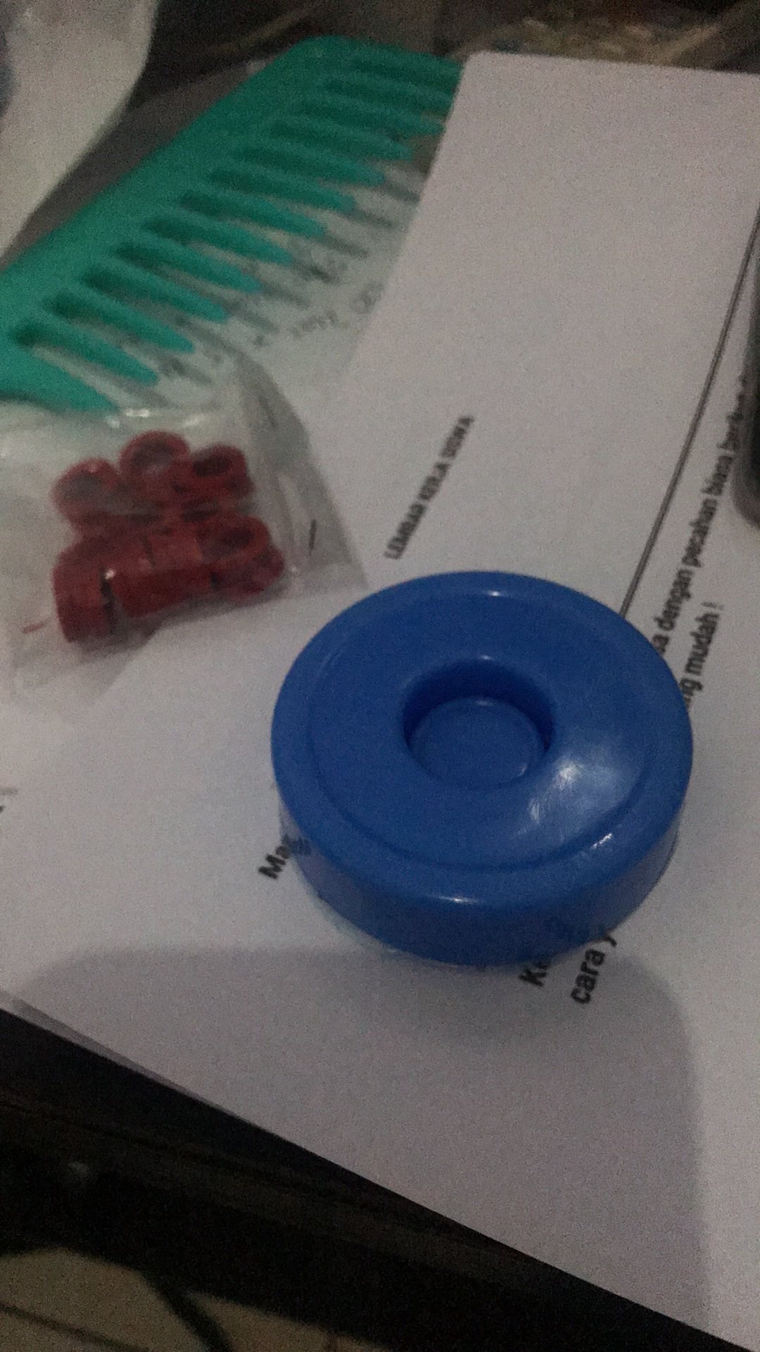 Tutup Galon Biru Anti Tumpah Praktis Efisien