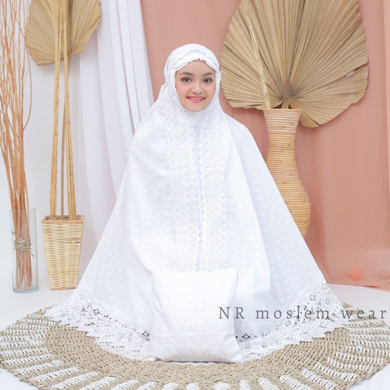 MUKENA DEWASA BORDER PUTIH KATUN MODEL ANDIEN kode KD 206