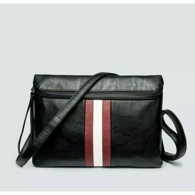 TAS SELEMPANG PRIA-TAS KULIT IMPOR COWOK-TAS IMPORT-SLINGBAG-MESSENGER BAG-TAS BRANDED-TAS MACHO