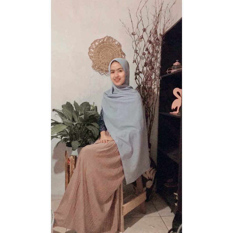 (High Quality) Vinderu Pashmina Diamond 150x75 Premium Import hijab / kerudung-ABU MUDA