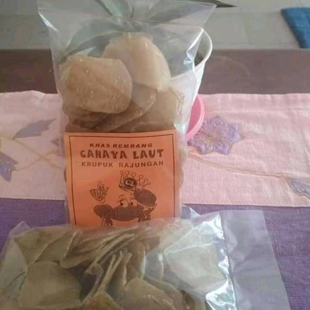 

kerupuk rajungan dan bawang 250gr