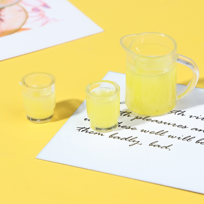 【beautifulhome12.id】3Pcs/set 1:12 Dollhouse Miniature Juice Bottle + 2 Cups Doll Kitchen Accessories