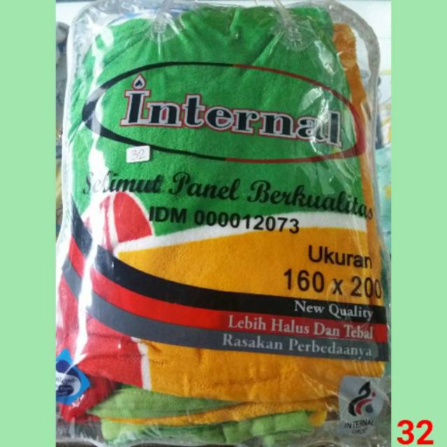 Selimut Karakter Internal 160 cm x 200 cm