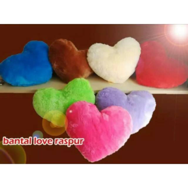 Bantal LOVE  Bulu RASFUR. 40 cm x 40 cm