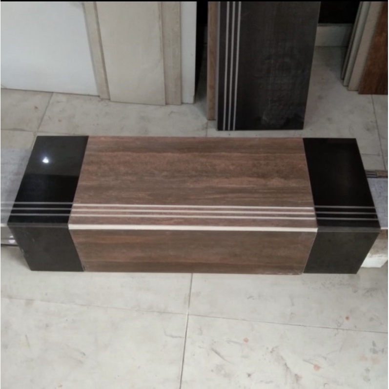 Granit anak tangga kombinasi hitam 30x80+20x80
