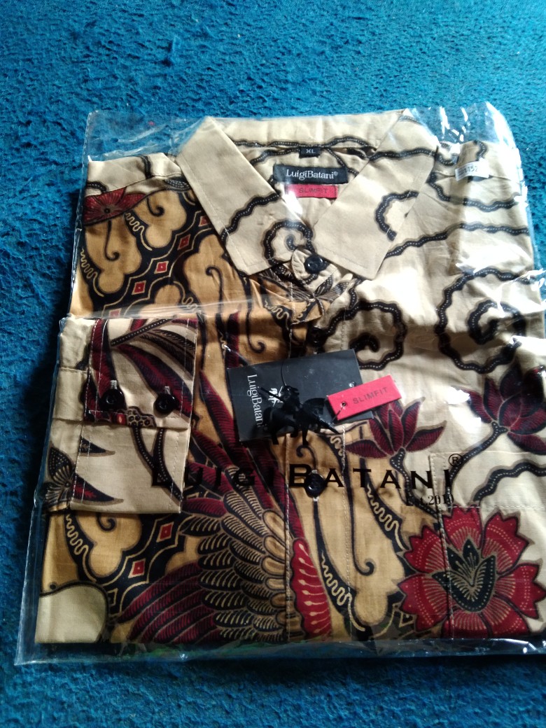 Kemeja Batik Pria Slim Fit Lengan Panjang Colindion Cbl1105