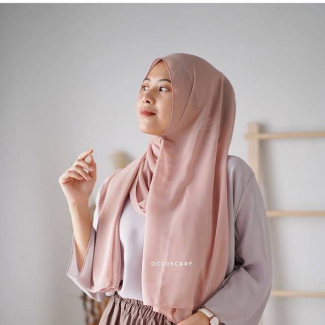 Callila Scarf by Oclo Scarf bundling Black n Nude  75k