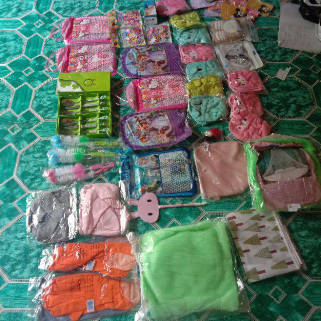 Gorden / Hordeng Jendela Karakter Doraemon, Keroppi, Hello Kitty, Mickey Mouse