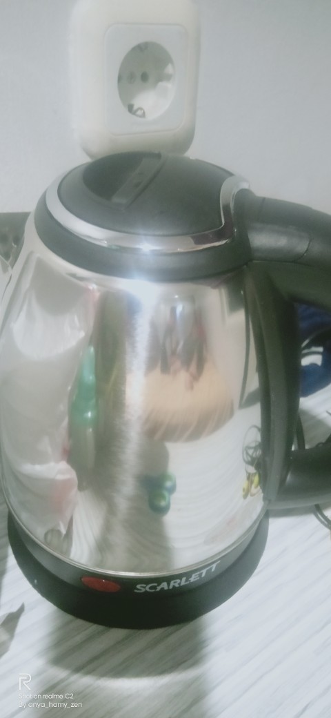 Teko Listrik Pemanas Air / Kettle Electrik 2 Liter
