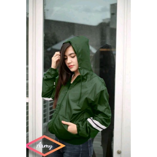 JAKET WANITA PARASUT TURBO  LAPIS PURING (real pick) L/XL