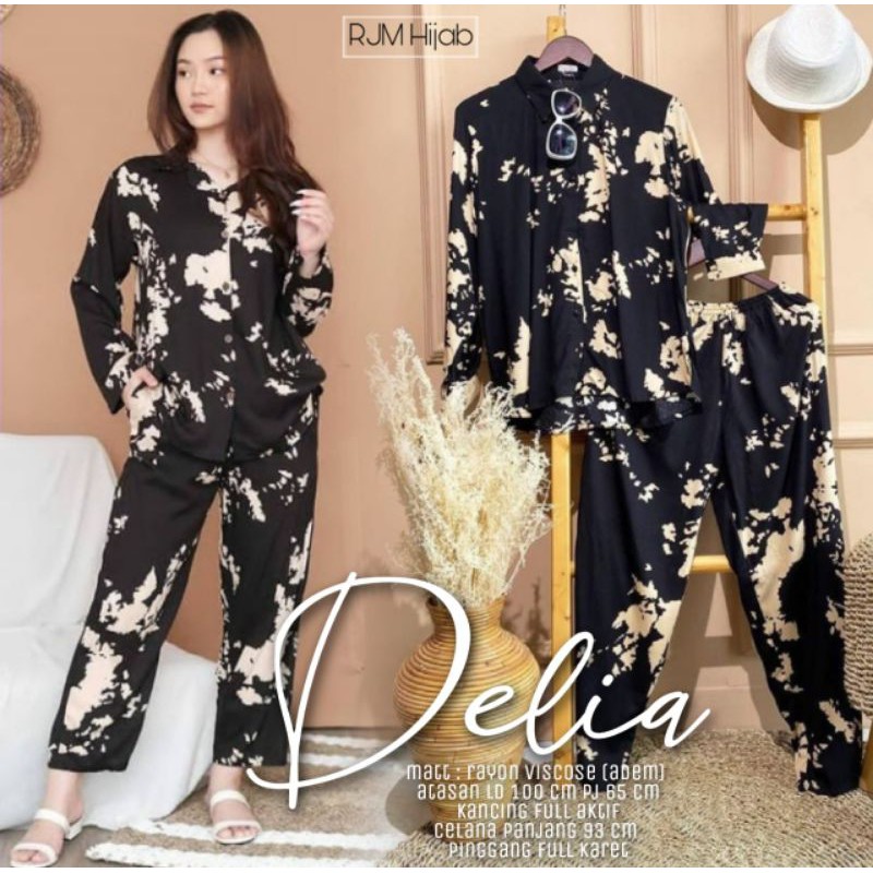 DELIA SET