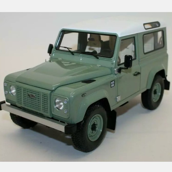 LAND ROVER DEFENDER 90 HERITAGE ALMOST REAL DIECAST SKALA 1 18
