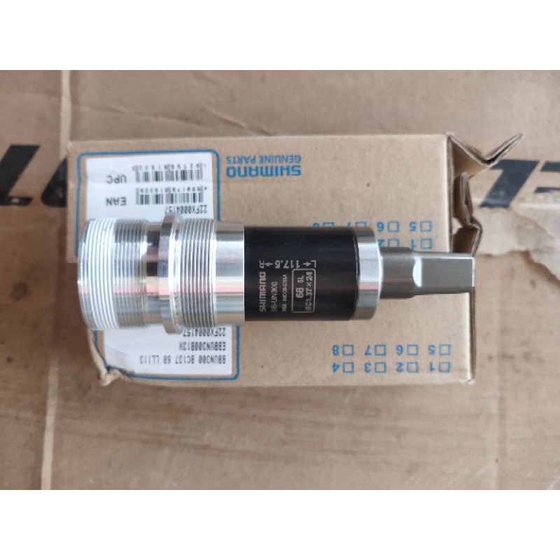 Bottom Braket BB Kotak Shimano 113mm 117,5mm
