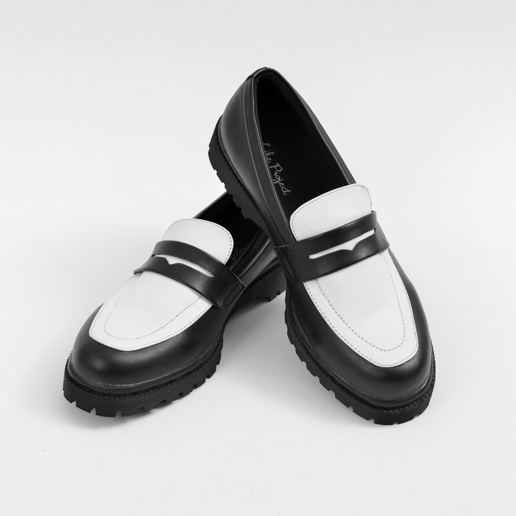 Xcloud x LikeProject Sepatu SlipOn Docmart Casual Wanita KHAILA Black