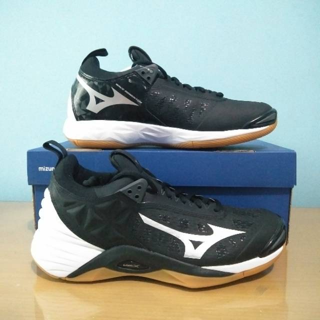 harga mizuno momentum low