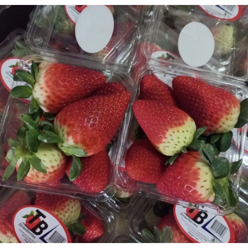 

Strawberry australia jumbo 250 grm / pack