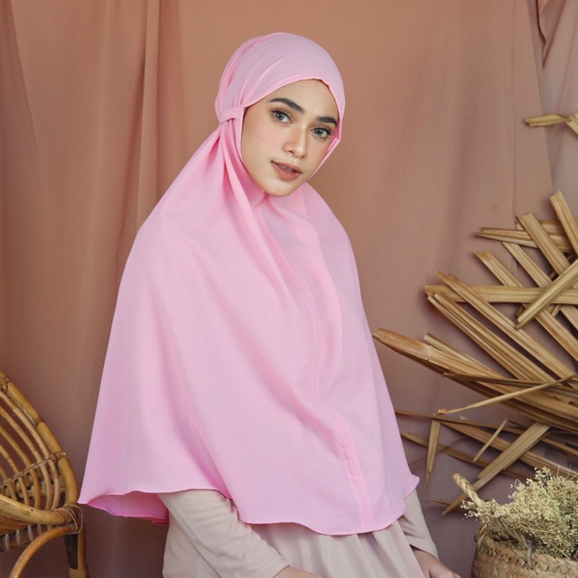 Bergo Maryam Khimar Fateema Tali Jumbo Syari Diamond Italiano Crepe-4