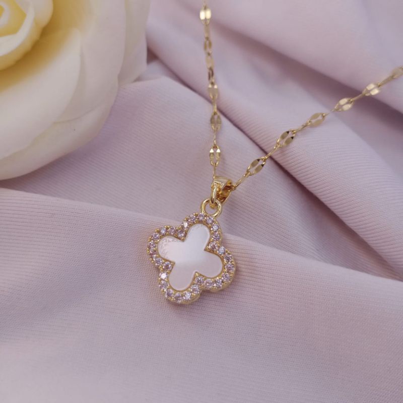 kalung rantai titanium bunga keberuntungan clover 24k kalung titanium asli kalung murah kalung 18k k