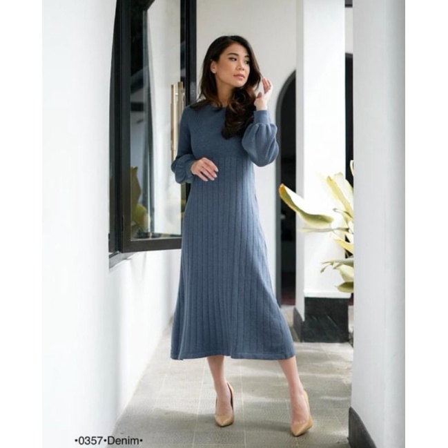 0357 KNITTED DRESS