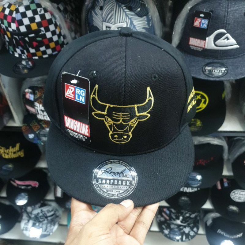 Topi Snapback BULLS CHICAGO  Black Gold