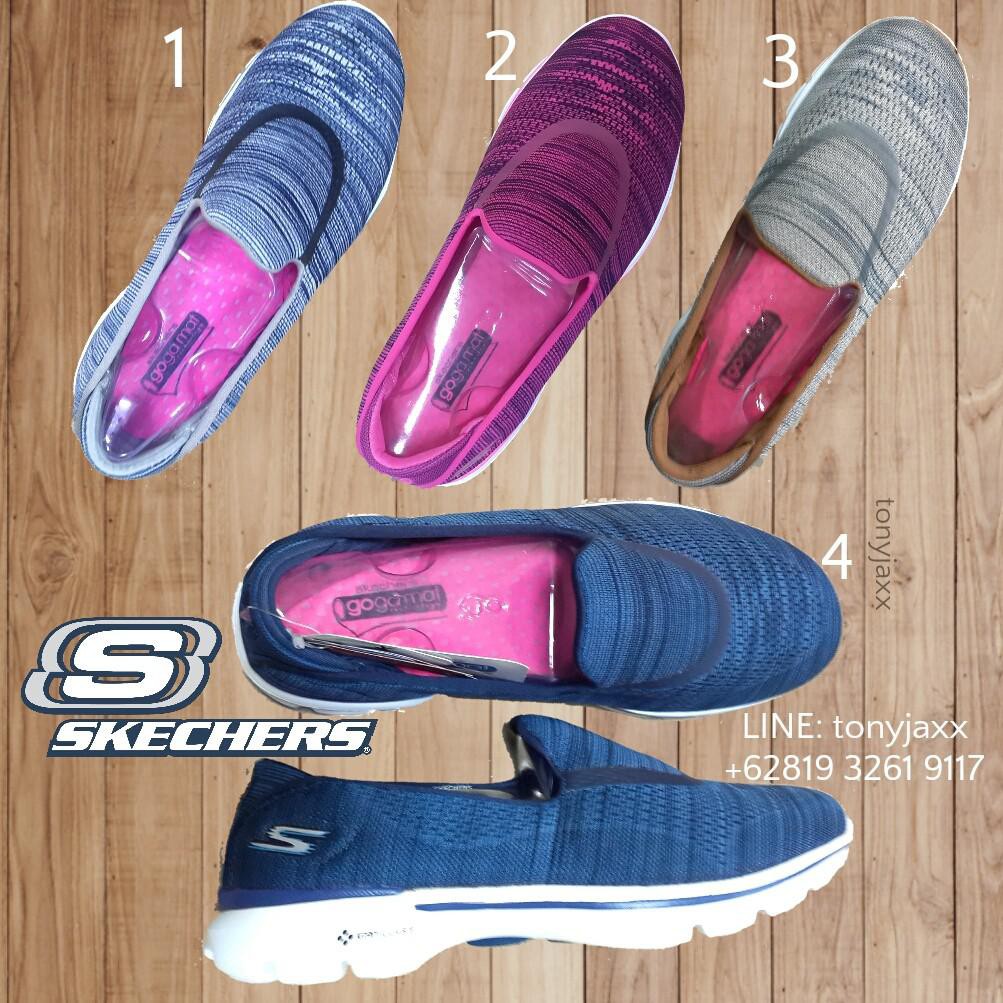 SKECHERS GOWALK RENEW SEPATU CEWEK RESTOCK