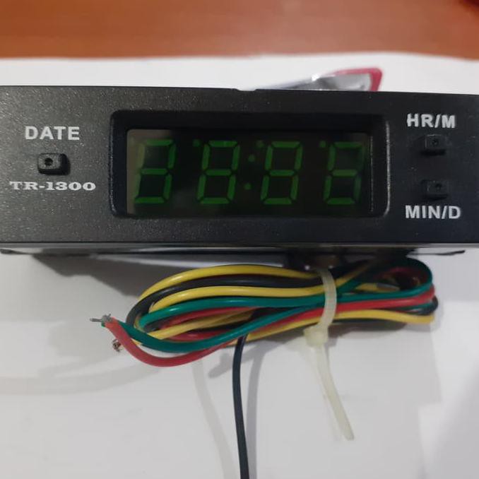 BISA BAYAR DI TEMPAT Jam digital mobil vrs AVANZA VVTI Kode 532