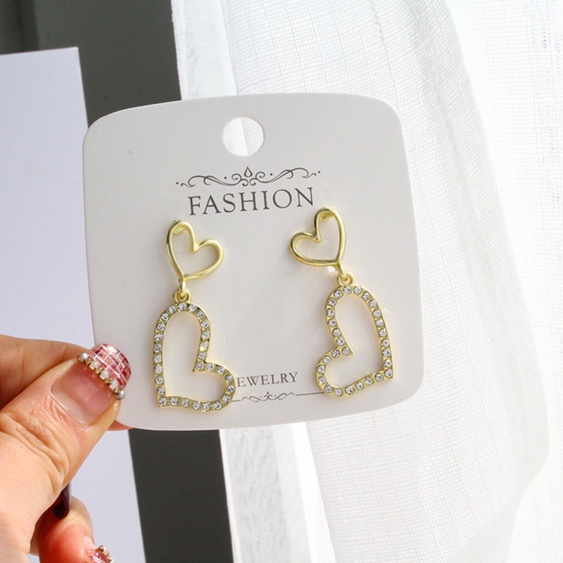 Anting Tusuk Gantung Temperament Desain Hati Hias Berlian Gaya Koreasimple Untuk Wanita