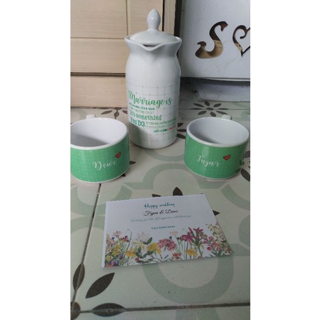 Hampers Pernikahan Kado Pernikahan Unik Set Teko Cangkir Custom Text-Text5