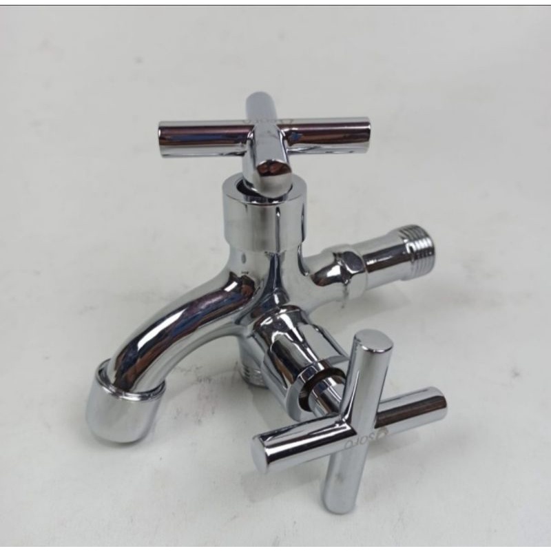 kran double tembok / Kran double cabang / Kran tembok