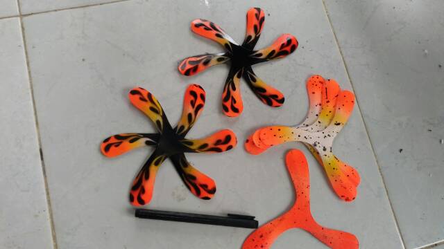 Small boomerang indoor