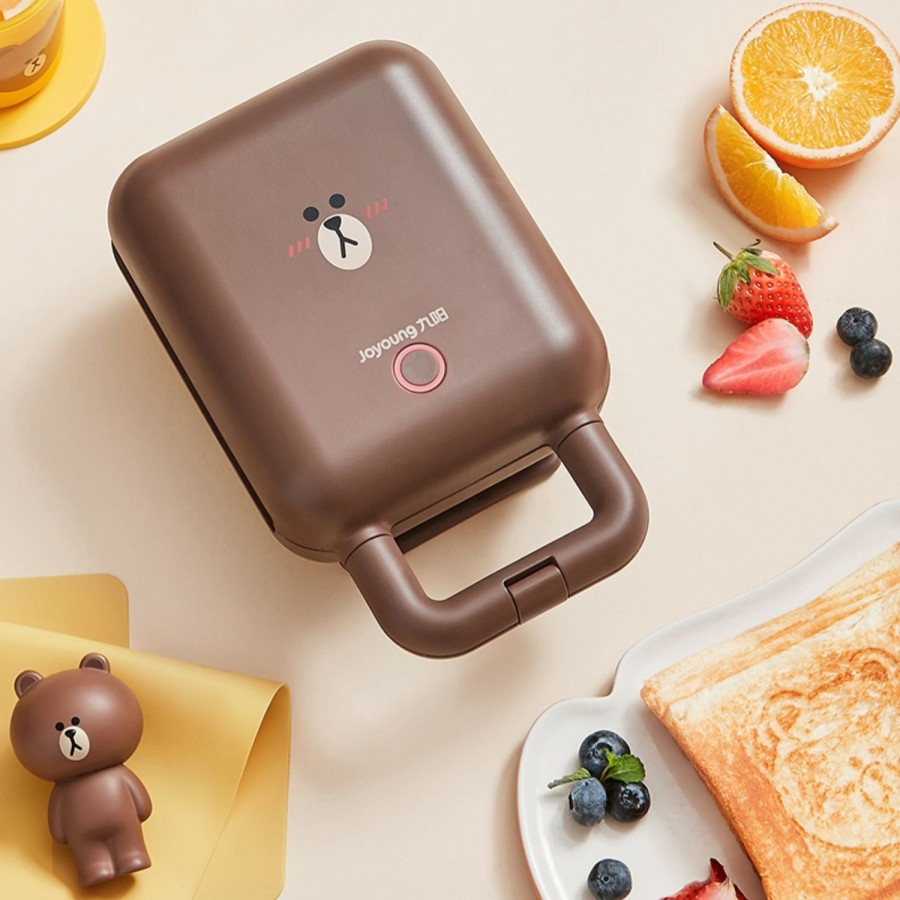 Joyoung Line Friends Bear Brown Sally Sandwich Waffle Maker