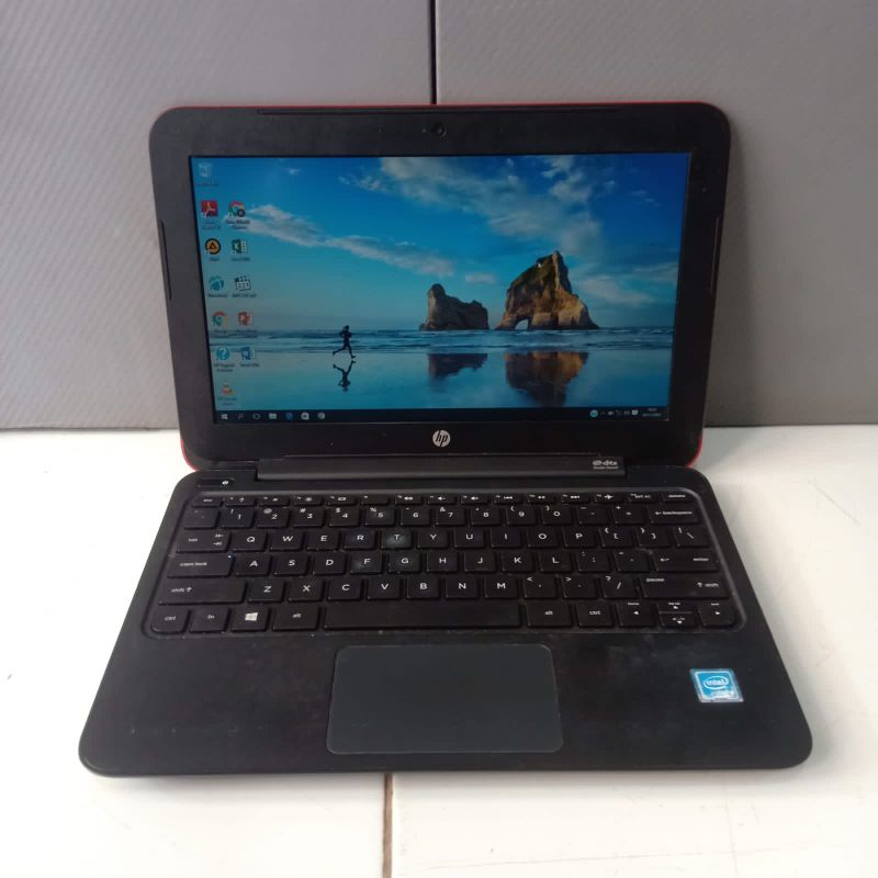 HP - f104TU intel Celeron - N2840 Ram 2GB/HDD 500GB Windows 10 intel HD graphic Siap pakai