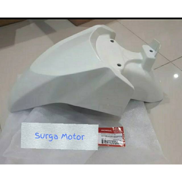 Fender Spakbor slebor depan Vario 125 lama old Putih     . 61100-KZR-600PFW