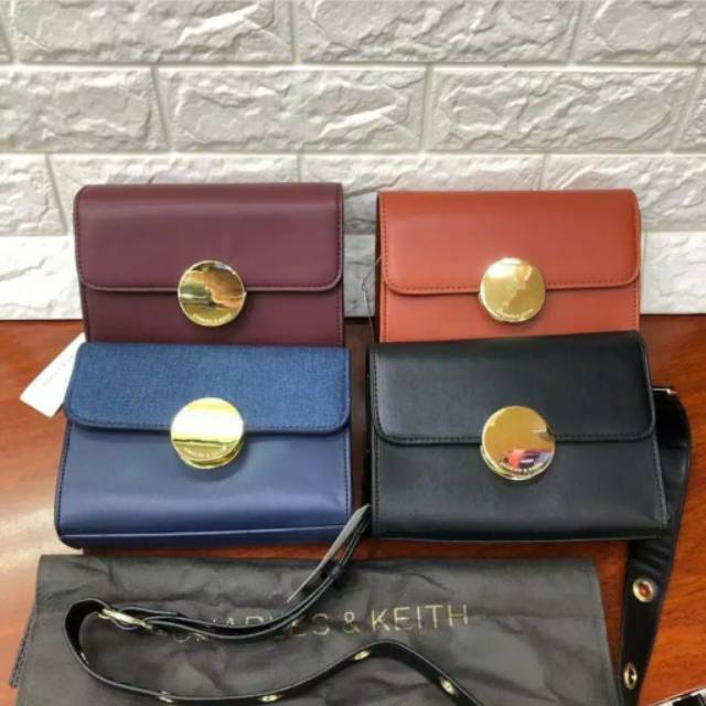 Cara Membedakan Tas Charles  And Keith  Asli  Dan  Palsu  