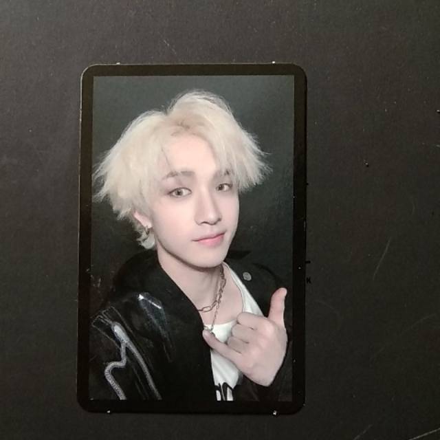 Photocard skz official yellow wood bangchan changbin hyunjin