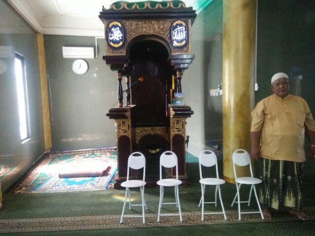 Krisbow Folding Chair Kursi Lipat Bangku Besi Piknik Shalat Sholat