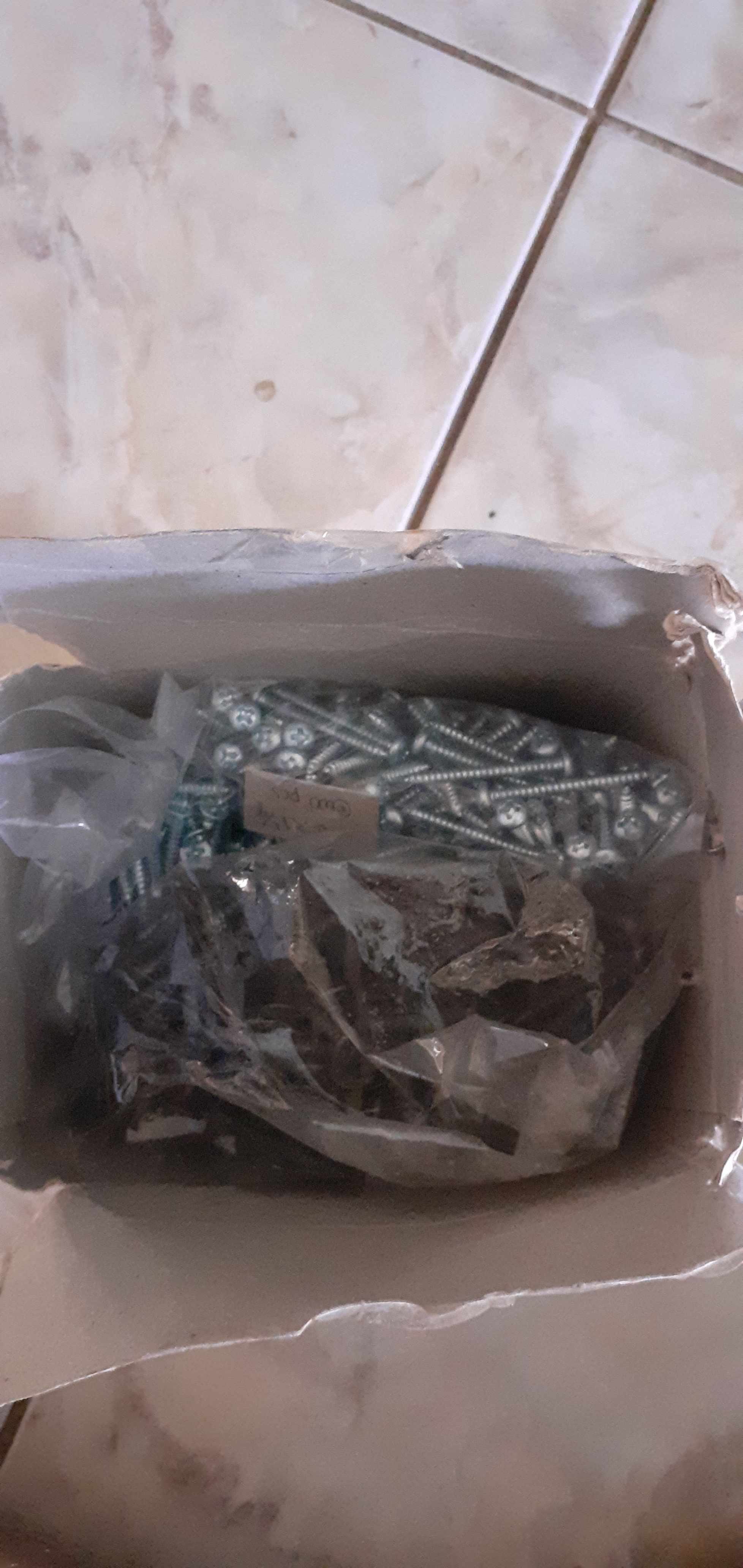 Sekrup Fh 4 X 3/4 - Skrup Fh 4x3/4 Baut Tapping Isi 100 Pcs