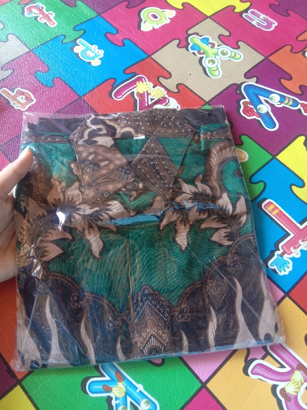 Baju Batik Anak Laki-laki Lengan Panjang Bisa Buat Sekolah Hari Batik