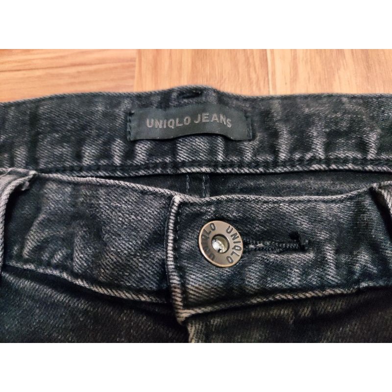 Celana Uniqlo denim selvedge black