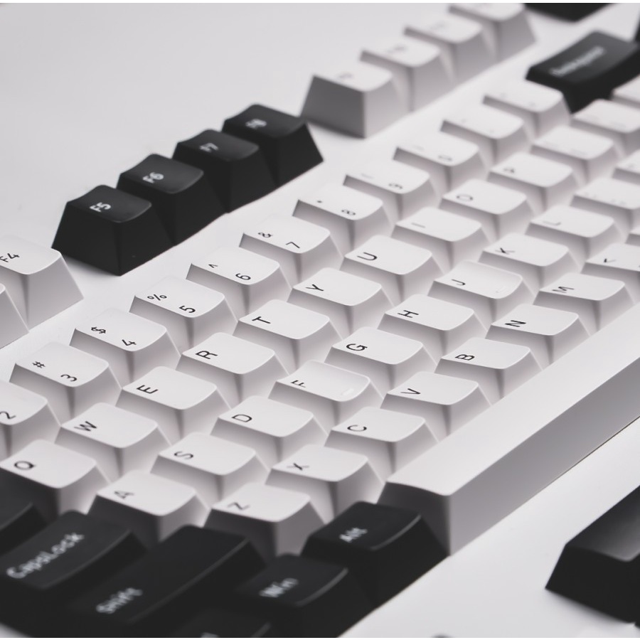 Noir Black and White PBT Double-shot Keycaps 153 Set Cherry Profile